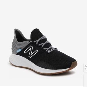 New Balance women’s Black and Gray Running Shoes